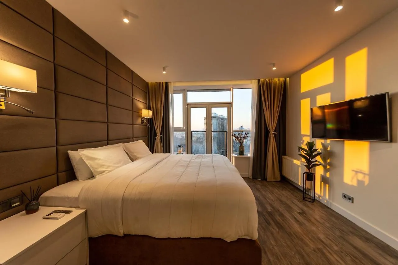 Victory-28 Luxury Apartment Center Kiev 0*,